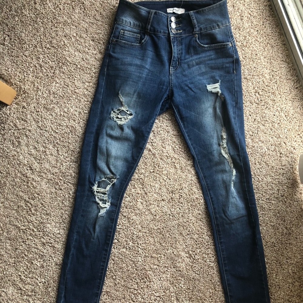 SUPER CUTE DARK DISTRESSED HIGH WAISTED JEANS